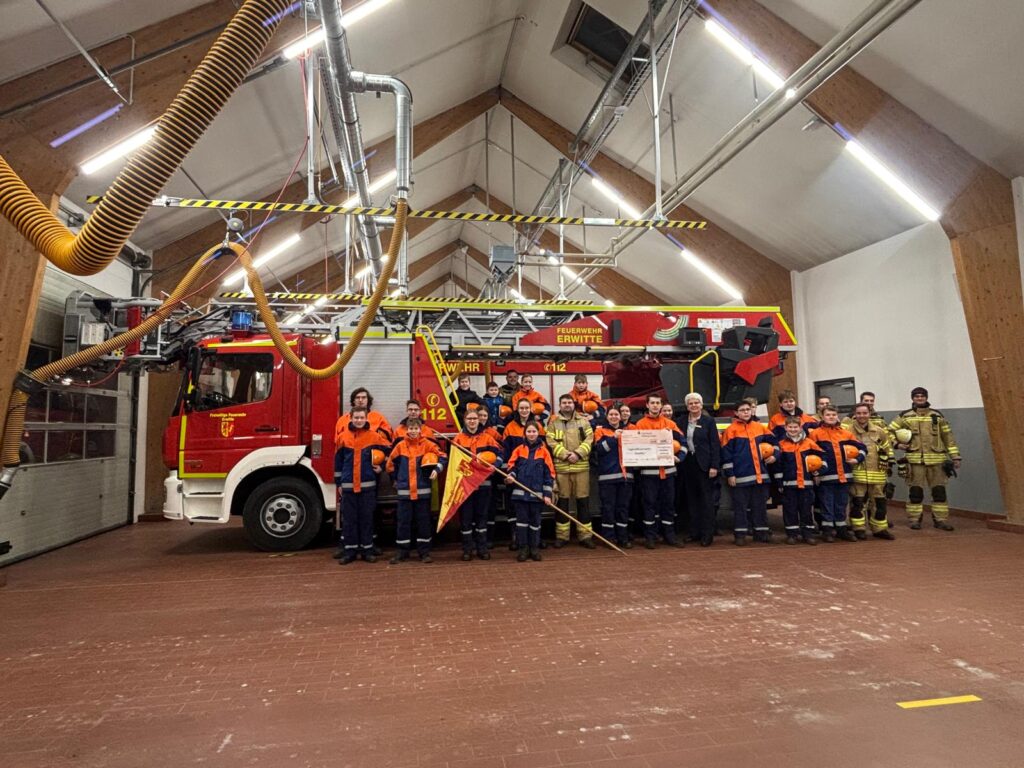 Spendenübergabe an die Jugendfeuerwehr Erwitte
